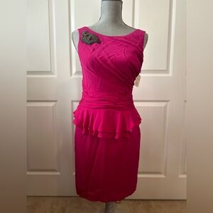 Beautiful Neiman Marcus Dress. NWT. Size 4.